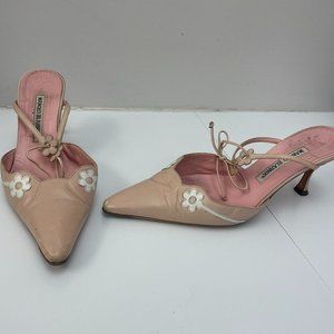Vintage Manolo Blahik Heel